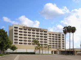 洛杉矶诺沃克希尔顿逸林酒店，位于诺沃克的酒店