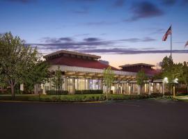 奥克兰希尔顿机场酒店，位于奥克兰McAfee Coliseum附近的酒店