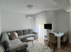 Icon Apartment，位于佩奇的酒店