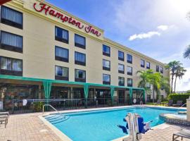 韦斯特帕姆海滩汉普顿旅馆 - 佛罗里达州汤润派克，位于西棕榈滩Emerald Dunes Golf Course附近的酒店