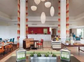 蒙特利尔机场希尔顿花园酒店