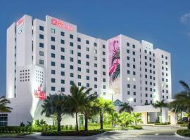 迈阿密海豚购物中心希尔顿花园酒店，位于迈阿密的酒店