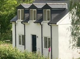 Ruby's Retreat! Farm Stay! North devon! Beaches and Exmoor!，位于巴恩斯特珀尔的酒店