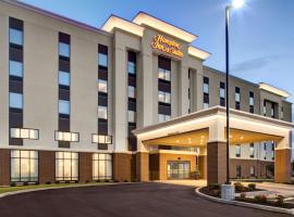 雪城华美达酒店，位于北锡拉丘兹Syracuse Regional Transportation Center附近的酒店
