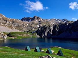 Mountain cottage Captain's Lake, Kapetanovo jezero，位于科拉欣的露营地