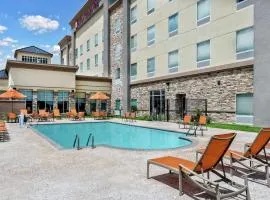 圣马科斯希尔顿花园酒店 