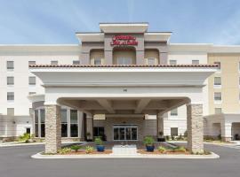 Hampton Inn and Suites Jacksonville/Orange Park, FL，位于橘园Westside Regional Park附近的酒店