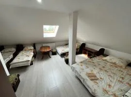 Pokoje ZIELONY ZAKĄTEK