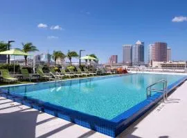 Hampton Inn Tampa Downtown Channel District，位于坦帕的宠物友好酒店