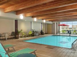 Home2 Suites By Hilton Brooklyn Park Minneapolis，位于布鲁克林帕克的酒店