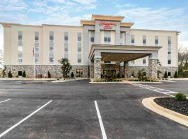 Hampton Inn Locust Grove，位于洛克斯特格罗夫的酒店
