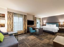 Hampton Inn & Suites Snellville Atlanta Ne，位于斯内尔维尔的酒店