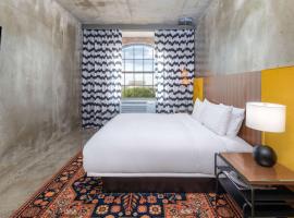 NYLO Las Colinas Hotel, Tapestry Collection by Hilton，位于欧文的精品酒店