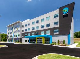 Tru By Hilton Seneca Clemson Sc，位于塞尼卡克莱姆森纪念体育场附近的酒店