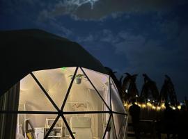 Albaha domes，位于Rahwat al Barr的豪华帐篷