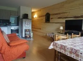 Appartement rénové avec balcon, parking et wifi, près des pistes - Méaudre - FR-1-737-6