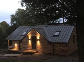 The Hen House A beautifully situated open plan chalet，位于Lothersdale的度假屋