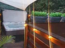 Chillingham lodge with hot tub Felmoor Park