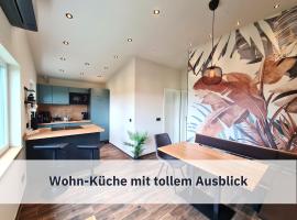 Ferienhaus Rothsee-Oase ideale Ausgangslage mit tollem Ausblick, Sauna und privatem Garten，位于罗特的酒店