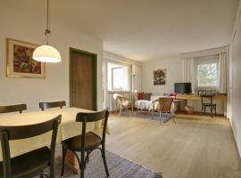 Residenza Lagrev 2 Zimmerwohnung - Nr 002 - Typ 21A - Hochparterre - Süd West，位于锡尔斯玛丽亚的酒店