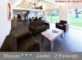SFK -Maison Moderne-Jardin-Parking-10mn Strasbourg，位于旺登海姆的酒店