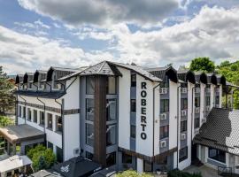 Hotel Roberto Slanic Prahova，位于斯勒尼克的酒店