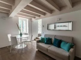 Il Balcone sul Lago by Quokka 360 - historic lakeside flat in Morcote