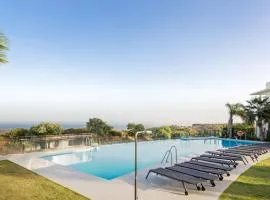 Stylish three bedroom townhouse Finca Cortesin