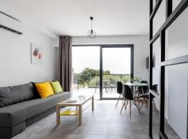 Pagani Green - Luxury Maisonette B3