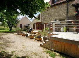 Le Cottage des 3 Pignons，位于Noisy-sur-École的酒店