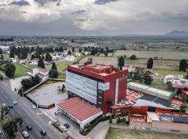 Suites Inn la Muralla Hotel & Spa，位于托卢卡的酒店