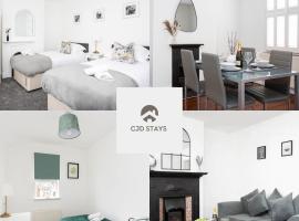 30 Percent Off Monthly Stays - City Centre - 3 Bedrooms，位于圣奥尔本斯的乡村别墅