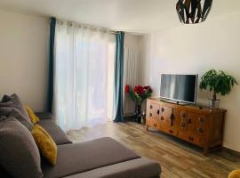 Jolie Appartement Rez de jardin，位于佩戈马的酒店