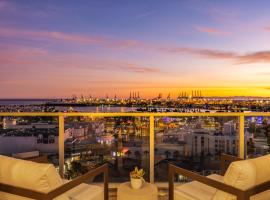 @ Marbella Lane - Penthouse w/ City & Ocean Views，位于长滩的酒店