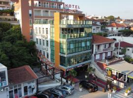 Diamond Hotel & Restaurant Ulcinj，位于乌尔齐尼的酒店