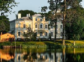 Igates pils，位于Igate的酒店