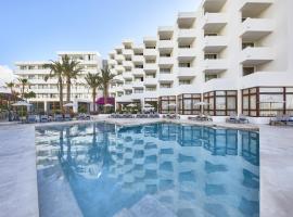特雷斯托雷斯酒店，位于圣埃乌拉利亚Ibiza Conference Centre附近的酒店