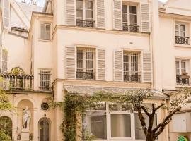 Cosy 3 bedrooms Townhouse Louvre & Champs-Elysees，位于巴黎的酒店
