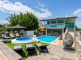 Lovely Home In Gabonjin With Kitchen