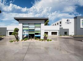 DoubleTree by Hilton Chandler Phoenix, AZ，位于钱德勒的酒店