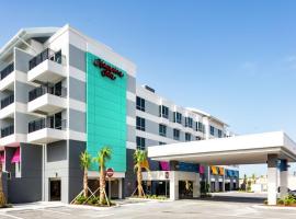 Hampton Inn Dunedin, Fl，位于达尼丁的酒店