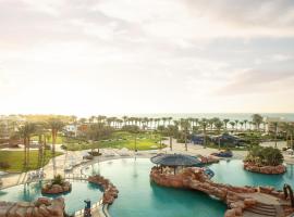Palm Royale Resort - Soma Bay，位于赫尔格达的酒店