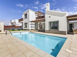 Siesta Suites Lanzarote，位于亚伊萨的海滩短租房