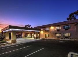 Hampton by Hilton Encinitas-Cardiff Encinitas, CA，位于恩西尼塔斯的酒店