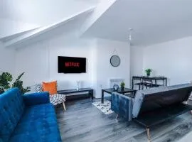 Beautiful apartment tres - free public parking