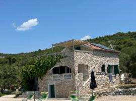 Holiday house Val，位于帕什曼的酒店