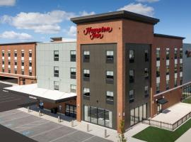 Hampton Inn Boston Logan Airport Chelsea，位于切尔西Chelsea Station附近的酒店