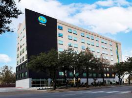 Tru By Hilton Dallas Market Center，位于达拉斯达拉斯世界贸易中心附近的酒店