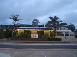 维克多港阿波罗汽车旅馆，位于维克多港的酒店
