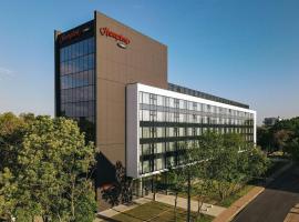 Hampton By Hilton Warsaw Reduta，位于华沙的酒店